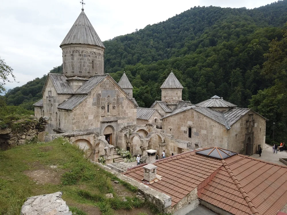 monastère