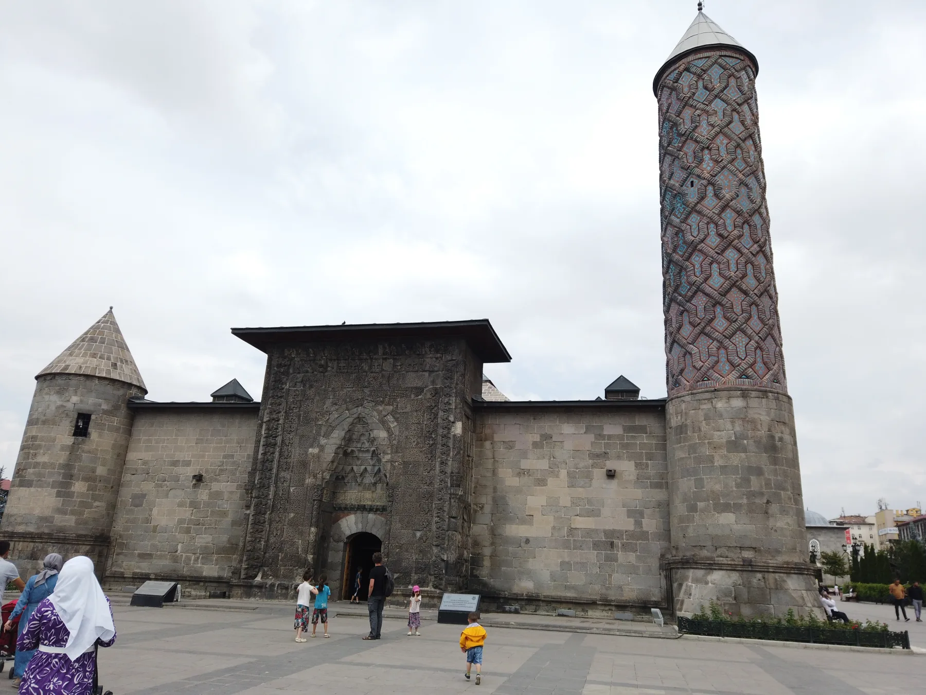 Çifte Minareli Medrese