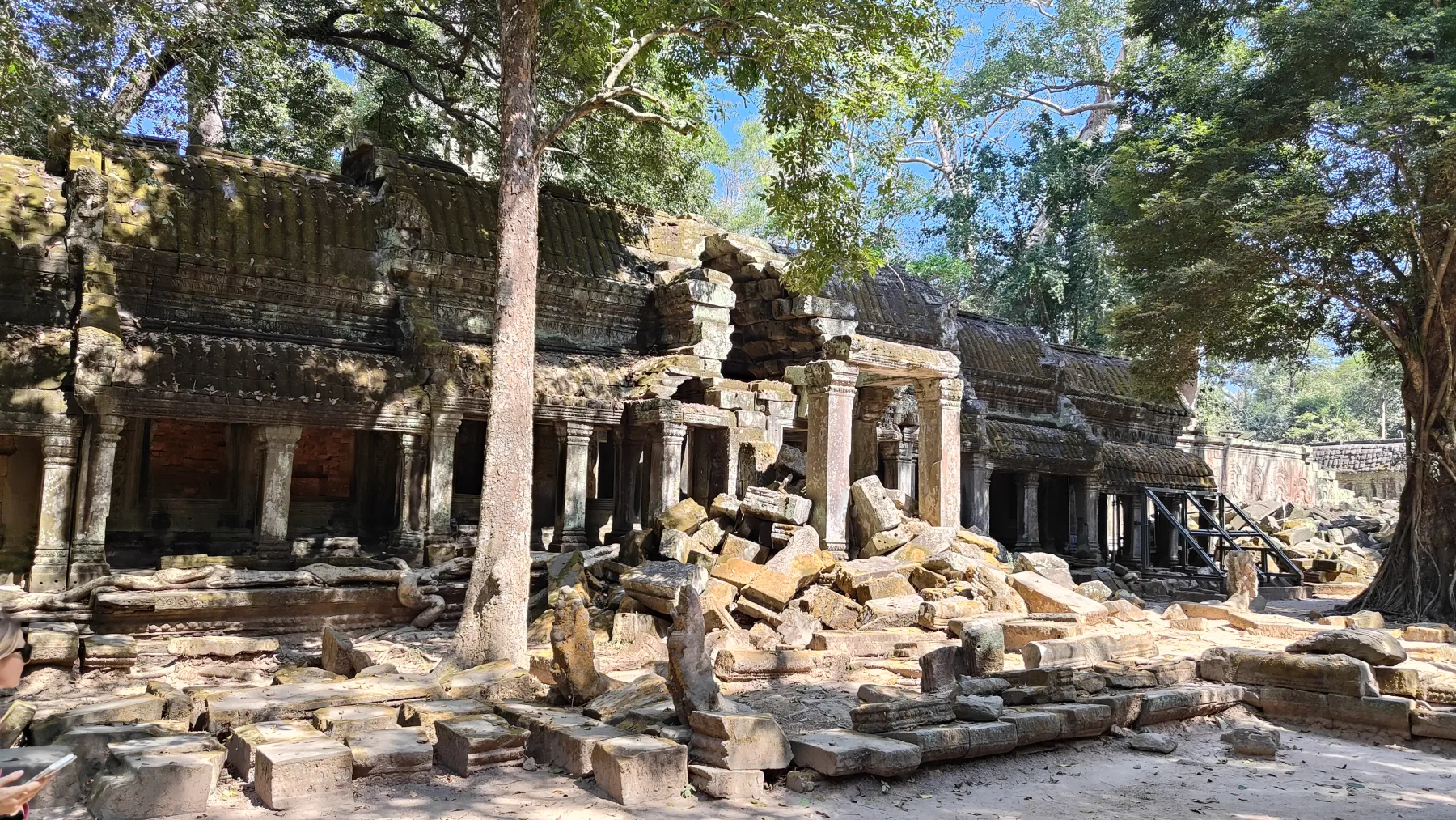 Ta prohm