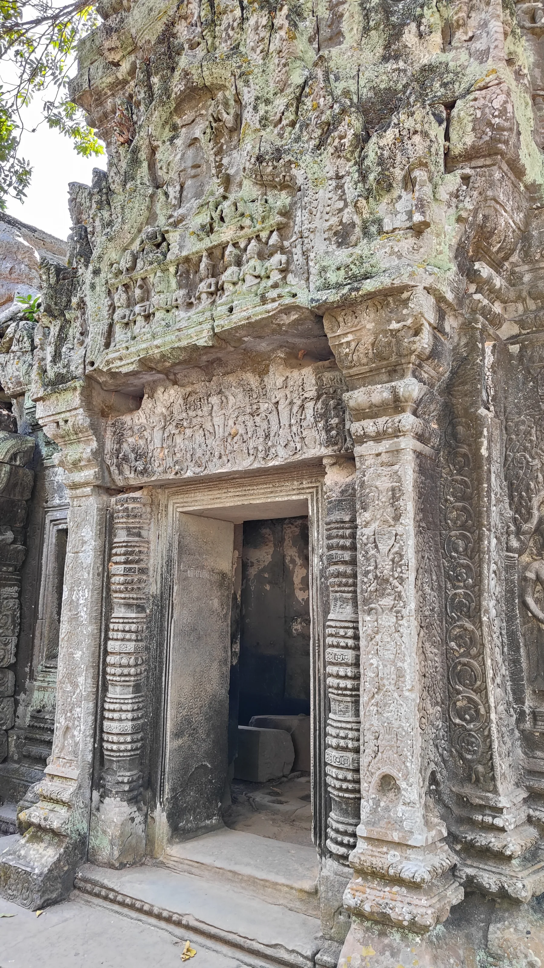 Ta prohm