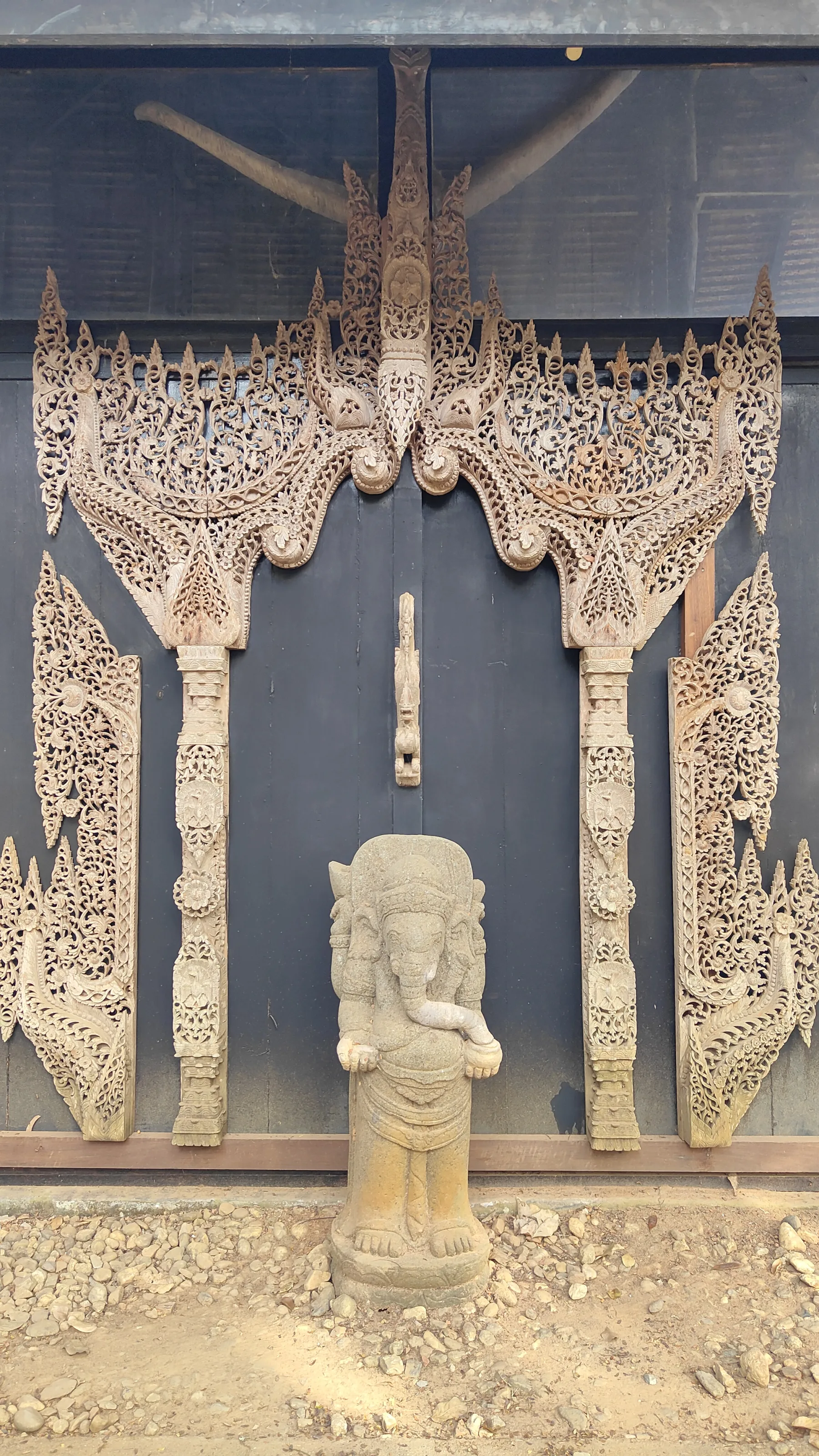 Temple noir - Chiang Rai