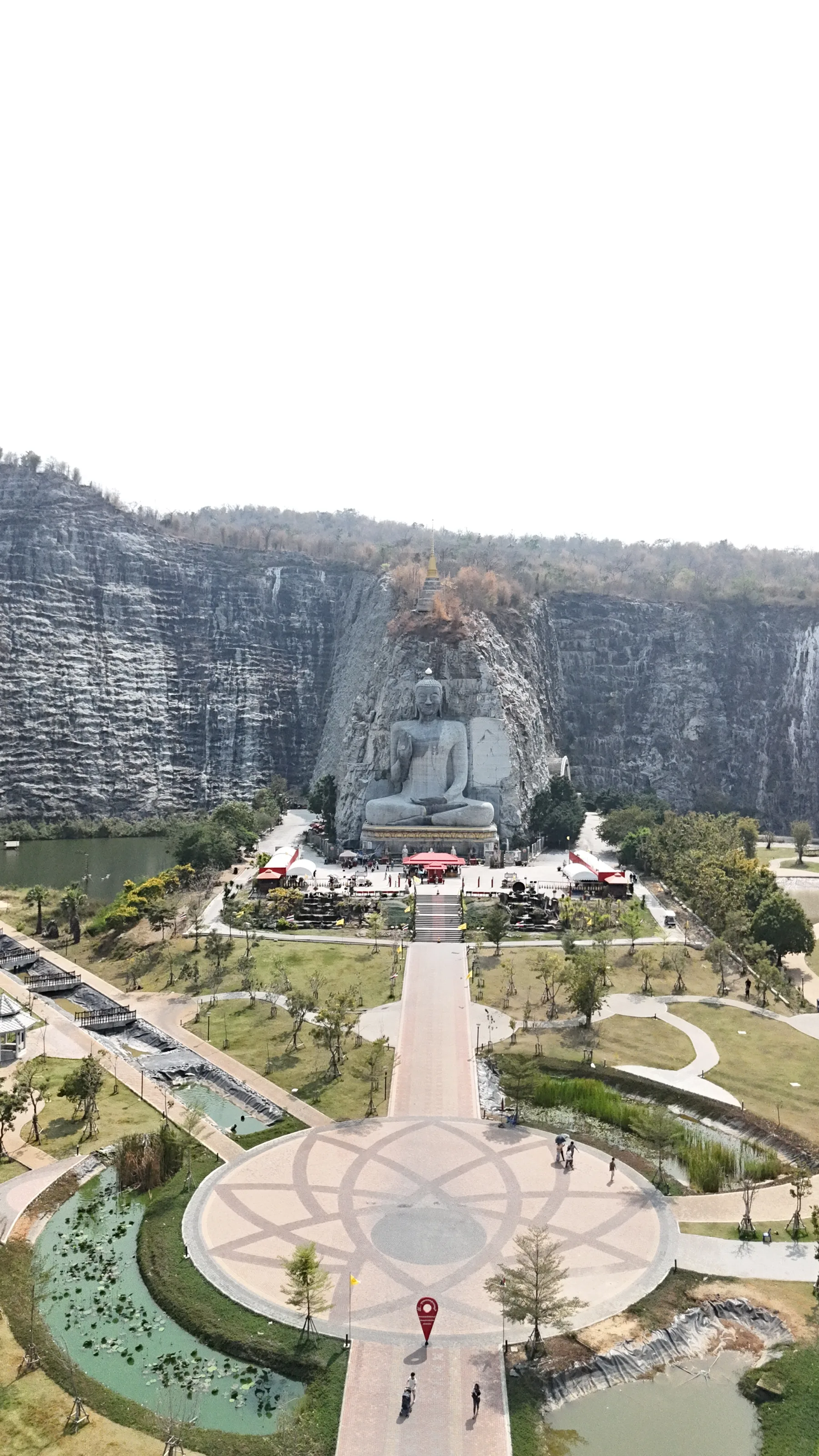 Wat Khao Tham Thiam