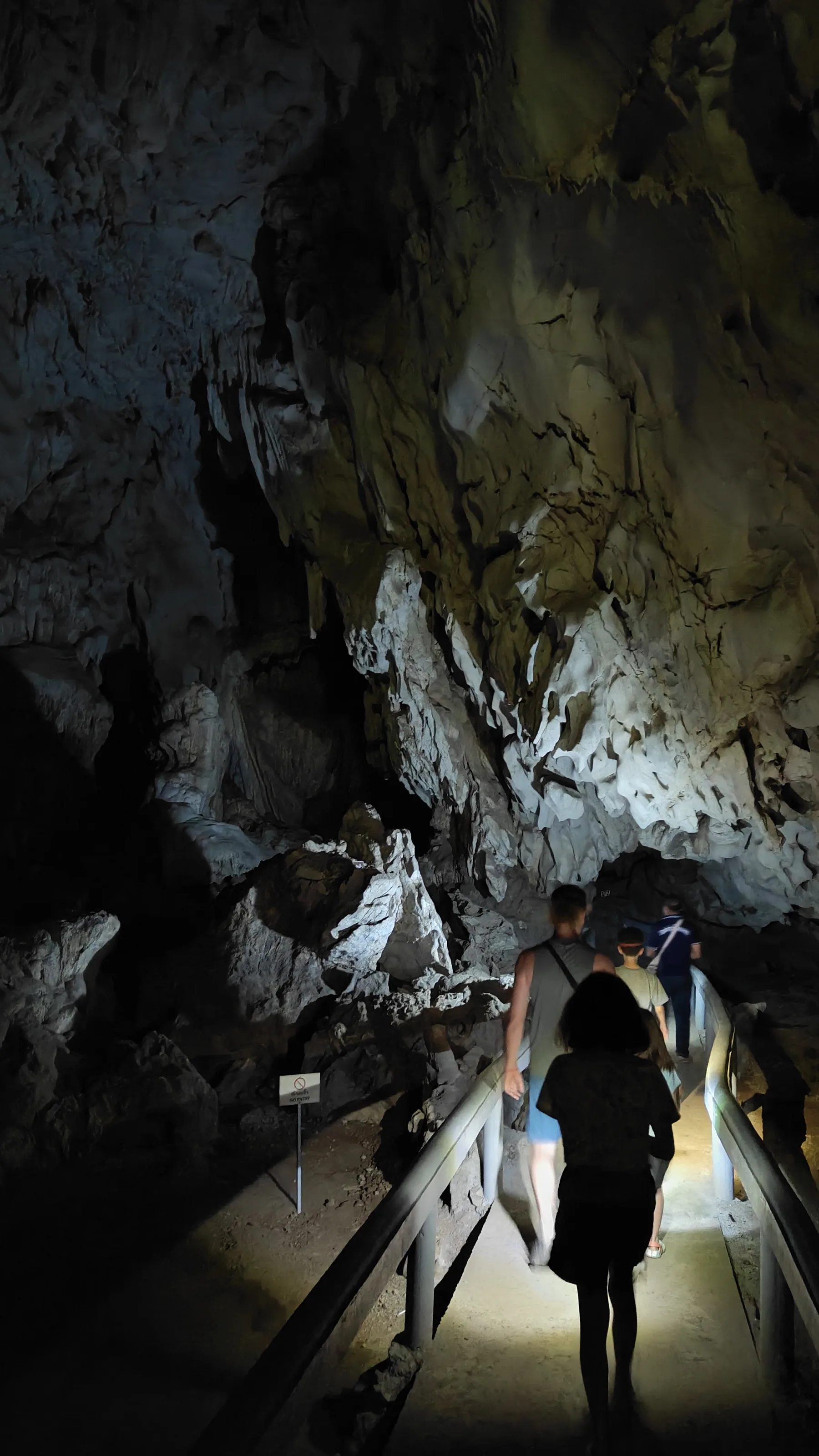 grotte de Chom Ong