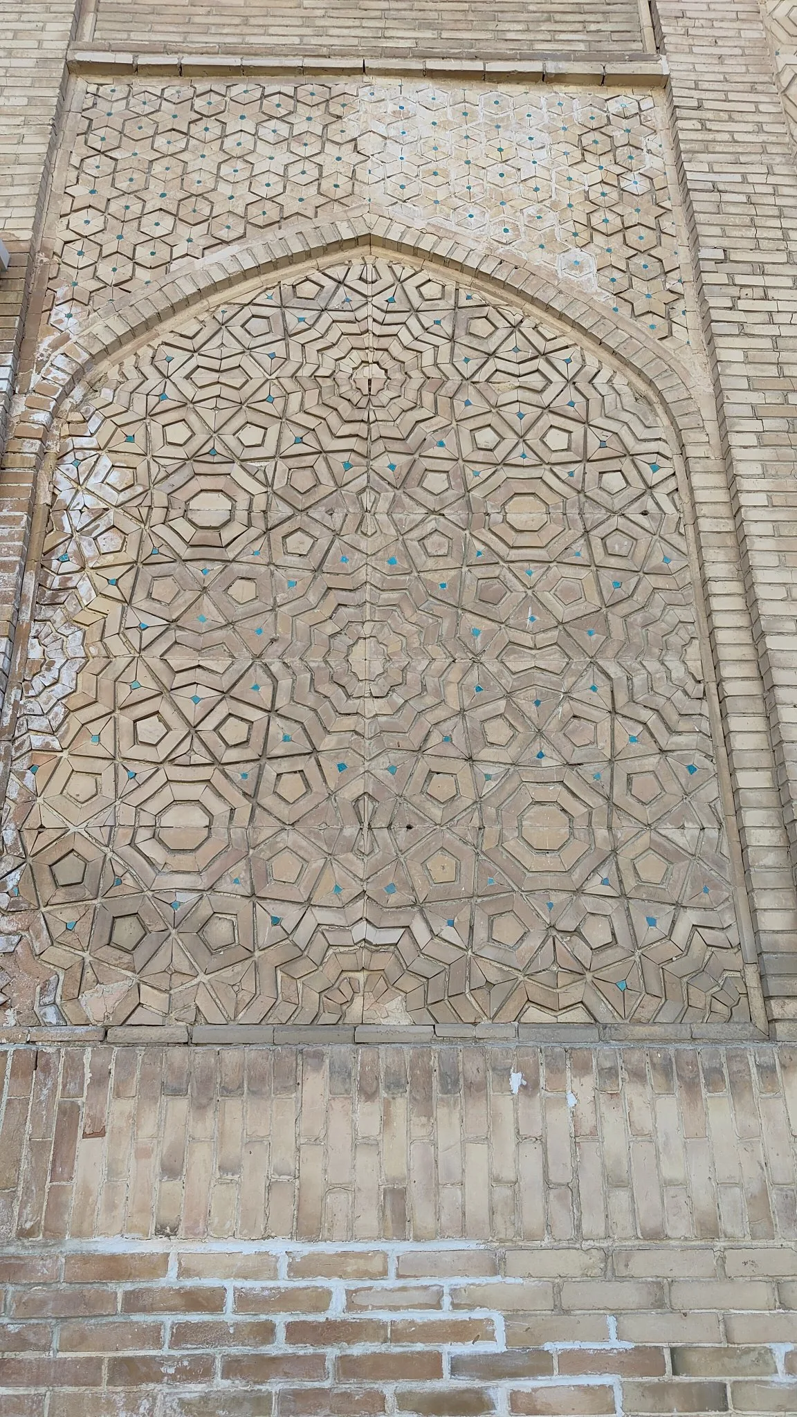 mosquée et minaret Kalon