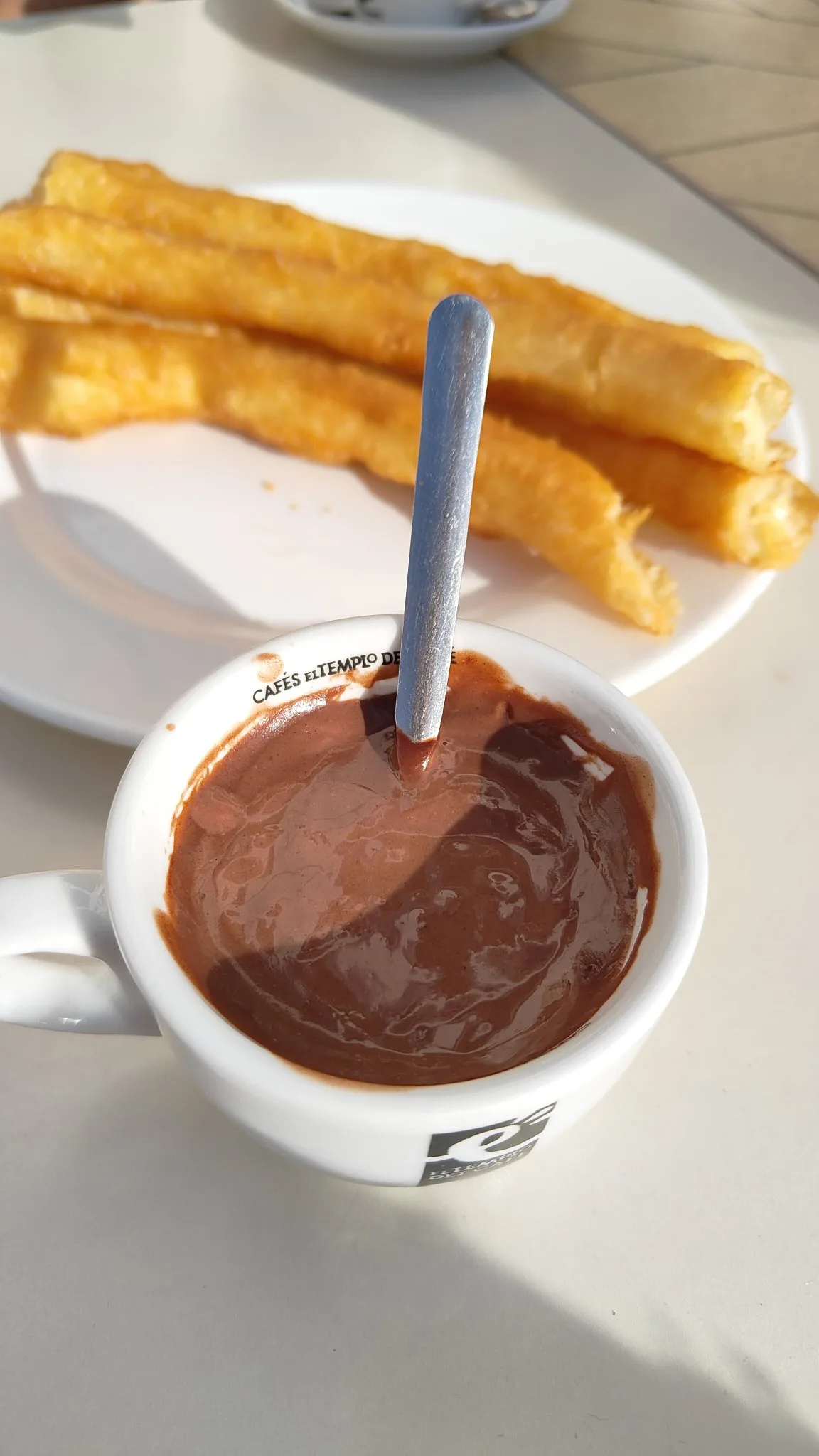 churros con chocolate